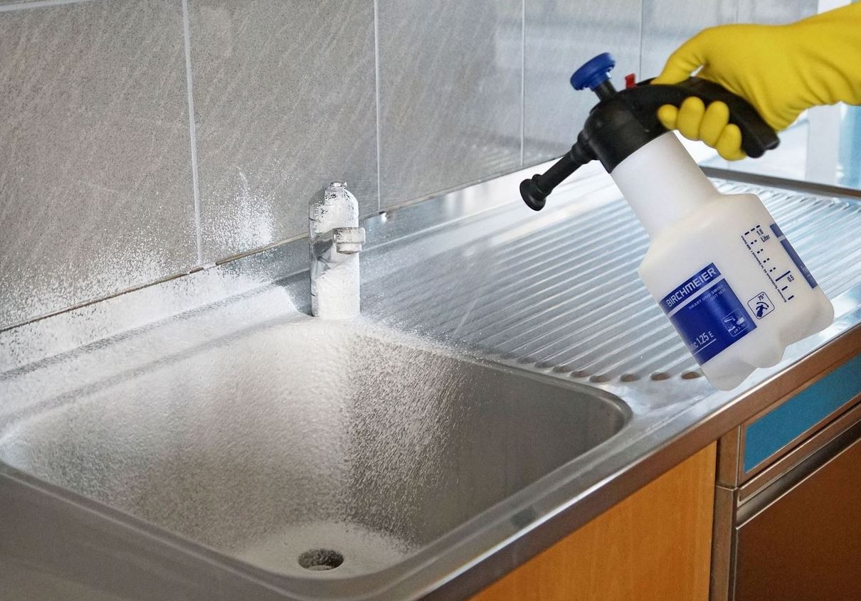 Dispozitiv pentru spumarea substantelor alcaline Matic 1.25 E (75°), Birchmeier