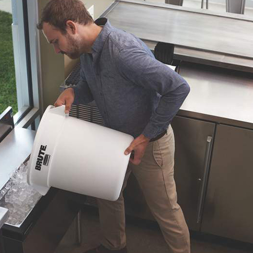 Container Brute cu canale de ventilare 121.1 L, Rubbermaid