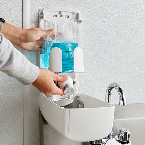 Dispenser Flex pentru sapun 1300 ml, alb, Rubbermaid