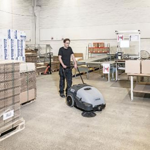 SW 750 B - Echipament de maturat, cu baterie, Nilfisk Advance