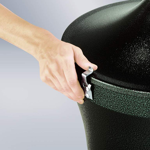 Scrumiera Aladdin 16.1 L, neagra, Rubbermaid