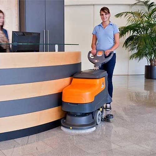 Swingo 455 B BMS Euro - Echipament de spalat-aspirat, Taski
